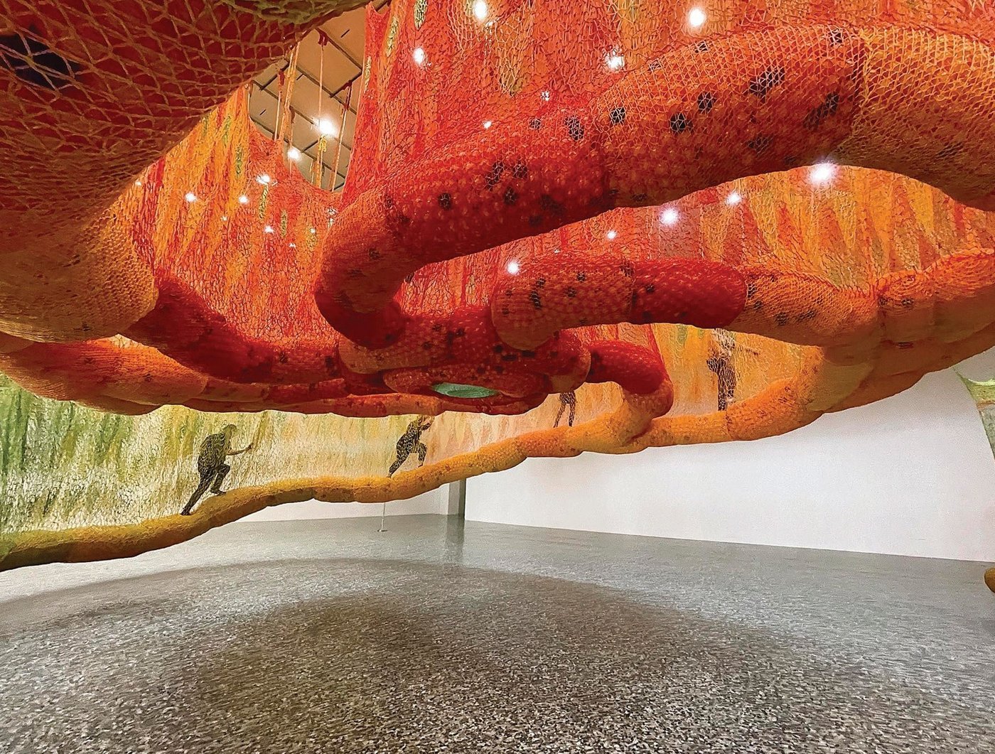 Ernesto Neto, “SunForceOceanLife” (2020, crocheted textile and plastic balls), installation view at The Museum of Fine Arts. “SUNFORCEOCEANLIFE,” THE MUSEUM OF FINE ARTS, HOUSTON, MUSEUM PURCHASE FUNDED BY THE CAROLINE WIESS LAW ACCESSIONS ENDOWMENT FUND, ©2020 ERNESTO NETO, PHOTO BY ALBERT SANCHEZ